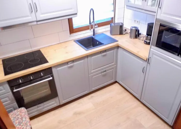 1 In * Kirchheim (Hessen)